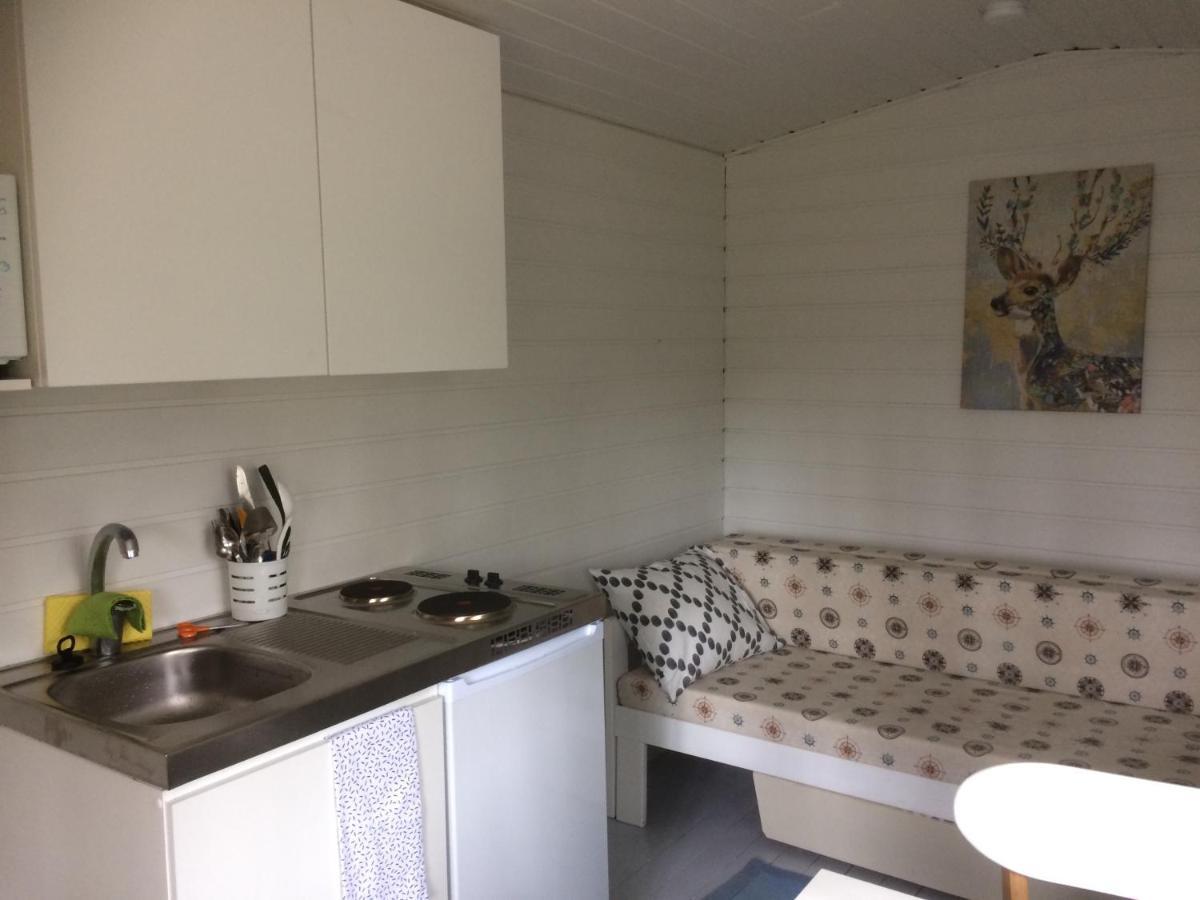 Tamminiemen Lomamoekit Villa Kustavi Eksteriør bilde